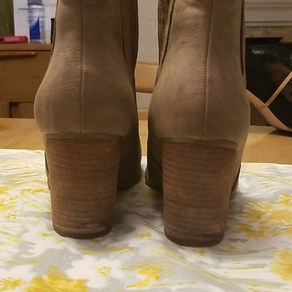 Madden Girl Sz 8 Booties Ankle Boots VGUC - Picture 4 of 6